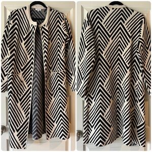 Baciano Geometric Stripe Long Sweater Jacket